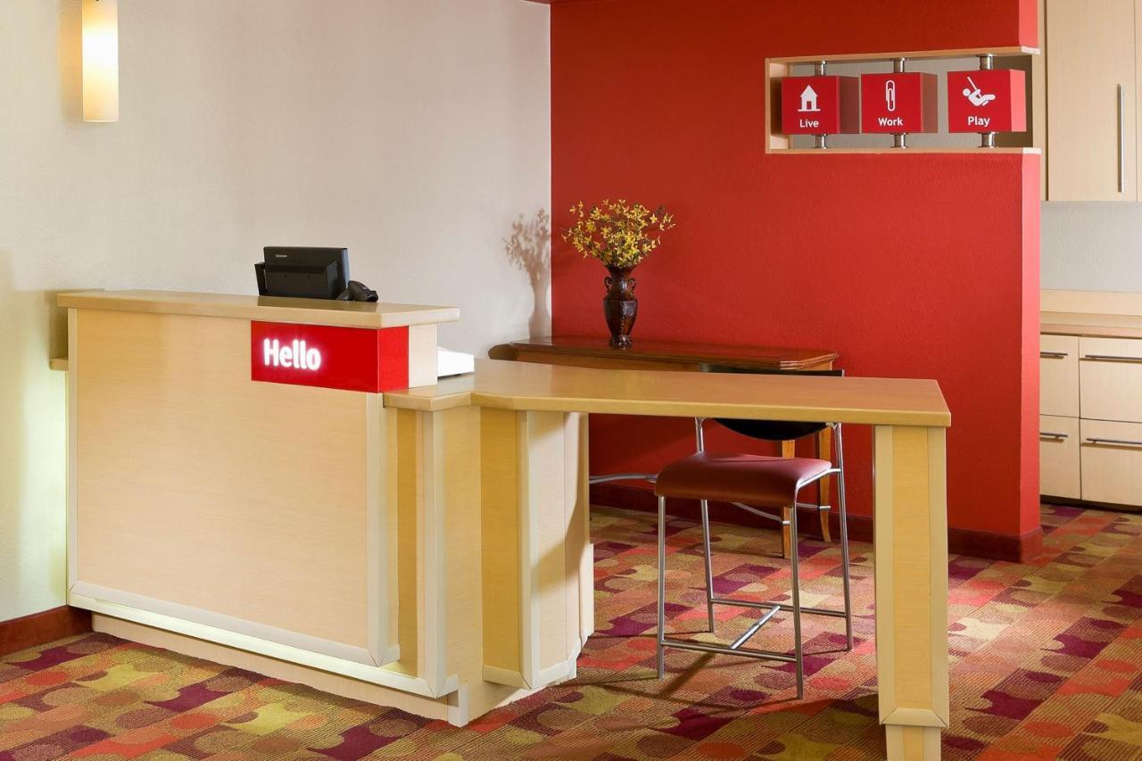 Towneplace Suites By Marriott Dallas בדפורד מראה חיצוני תמונה