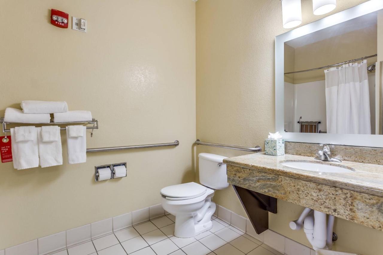Towneplace Suites By Marriott Dallas בדפורד מראה חיצוני תמונה