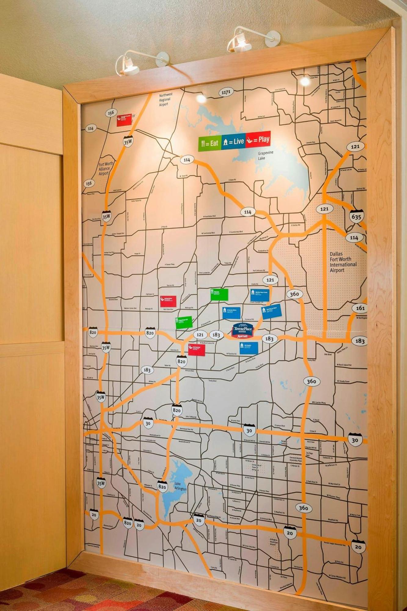 Towneplace Suites By Marriott Dallas בדפורד מראה חיצוני תמונה