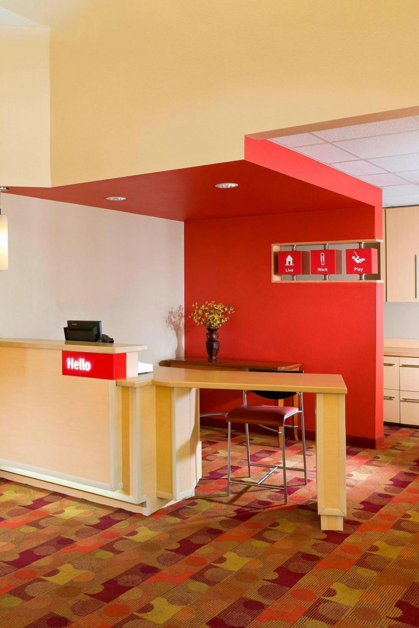 Towneplace Suites By Marriott Dallas בדפורד מראה חיצוני תמונה