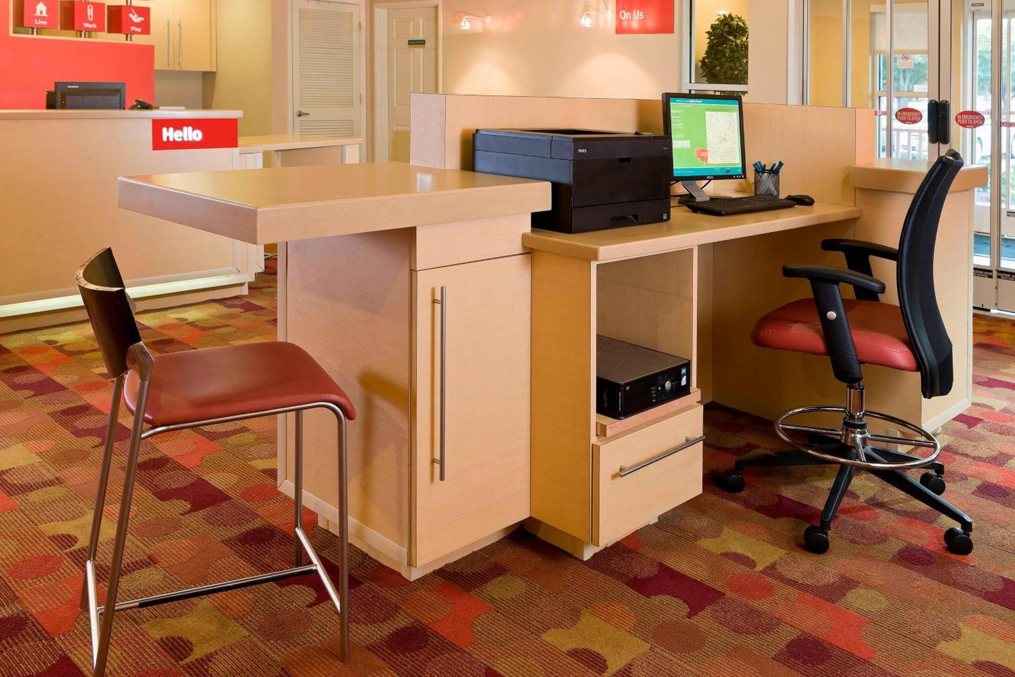 Towneplace Suites By Marriott Dallas בדפורד מראה חיצוני תמונה