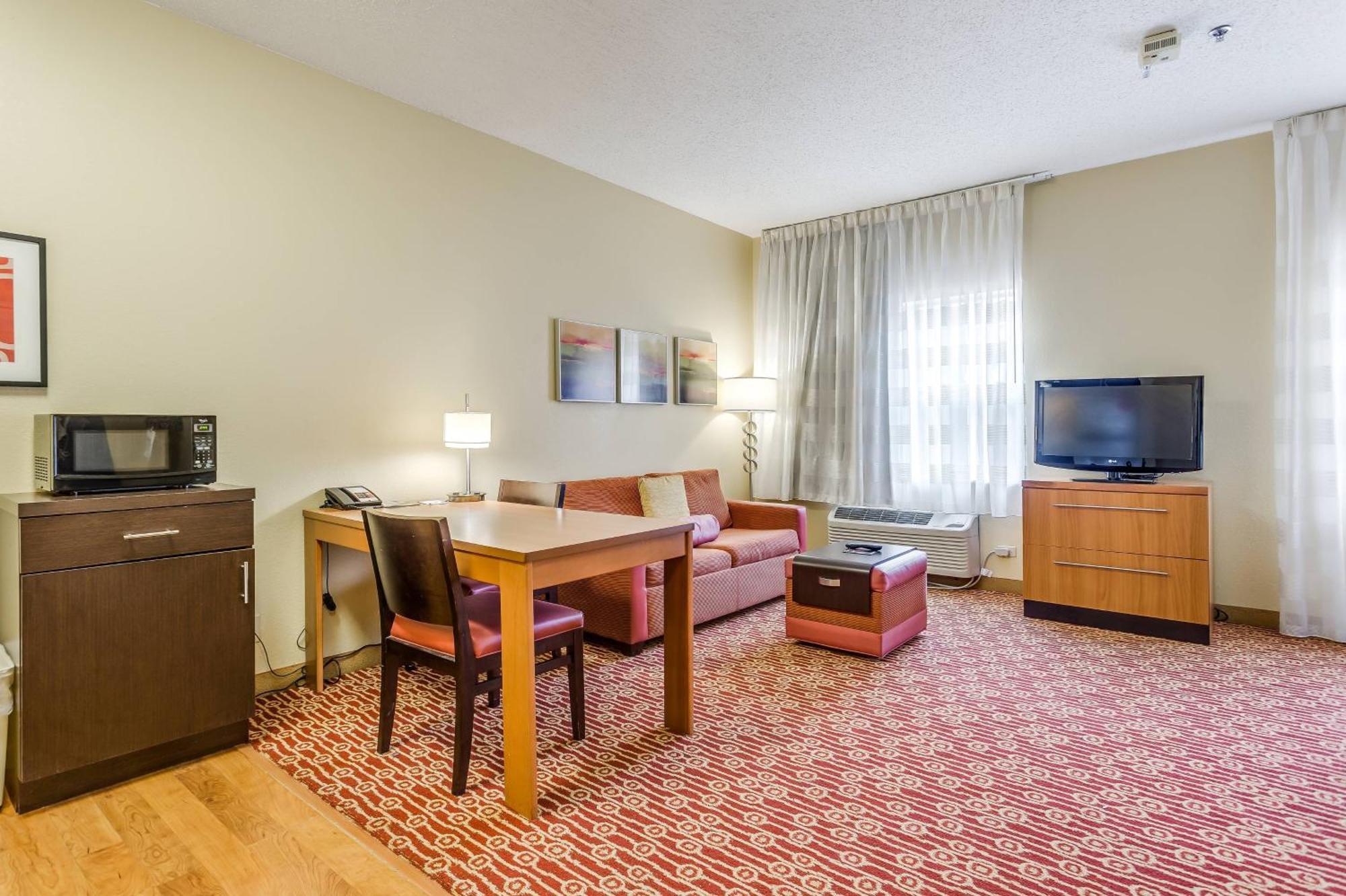 Towneplace Suites By Marriott Dallas בדפורד מראה חיצוני תמונה