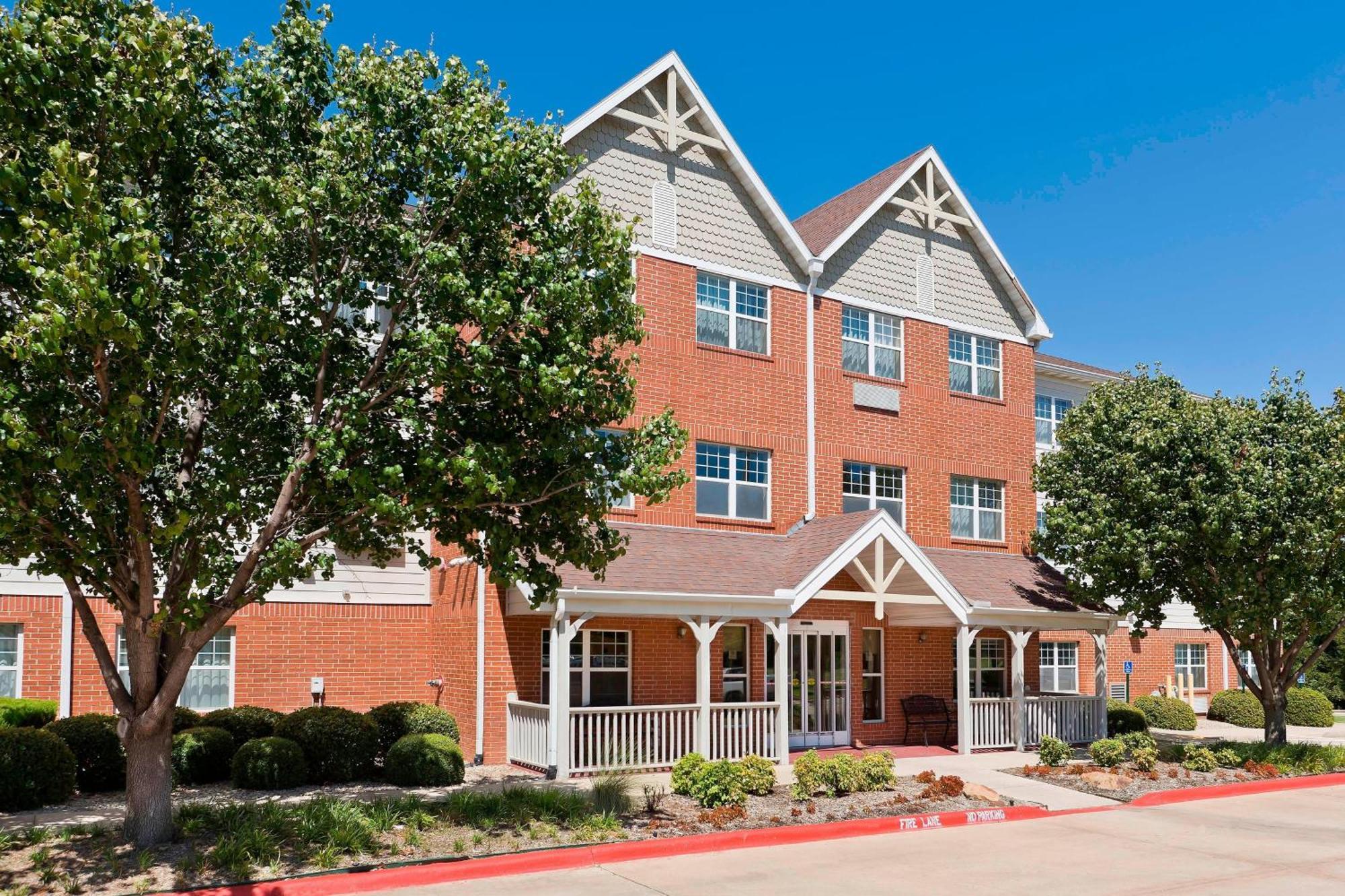 Towneplace Suites By Marriott Dallas בדפורד מראה חיצוני תמונה